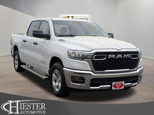 Bright White Clearcoat 2026 RAM 1500 Big Horn/Lone Star
