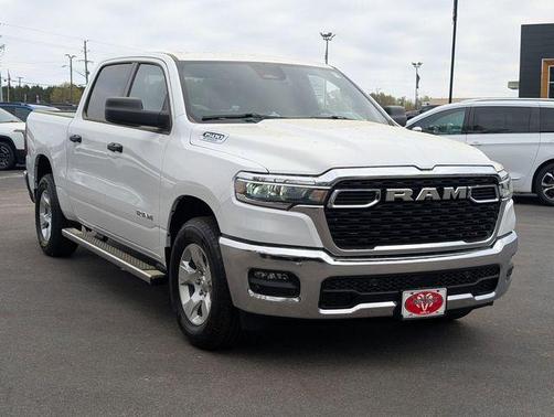 Bright White Clearcoat 2026 RAM 1500 Big Horn/Lone Star