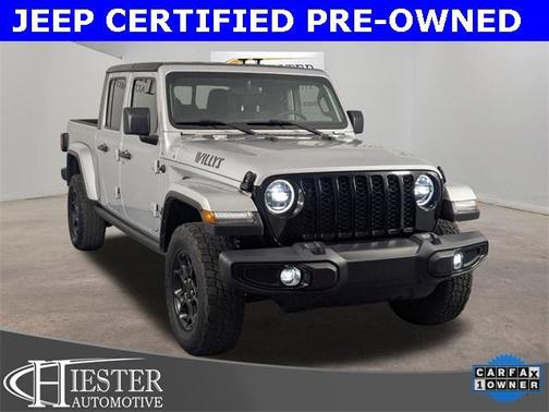 2023 Jeep Gladiator Sport