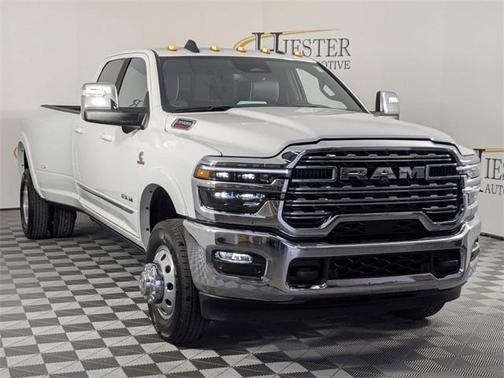 2025 RAM 3500 Limited