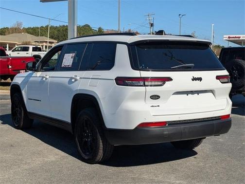 2024 Jeep Grand Cherokee L Laredo