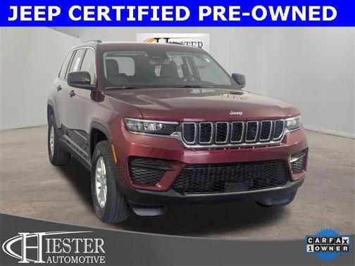 2023 Jeep Grand Cherokee Laredo 4x4