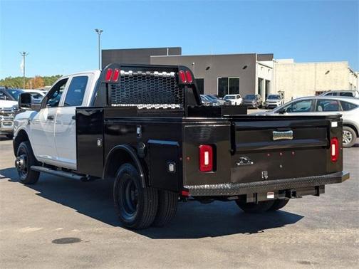 2026 RAM 3500 Tradesman/Big Horn