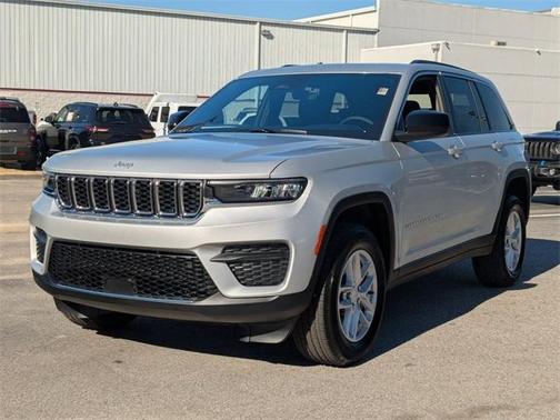 2025 Jeep Grand Cherokee Laredo X