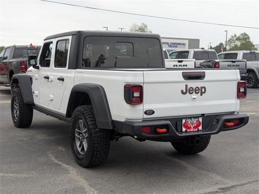 2025 Jeep Gladiator Mojave