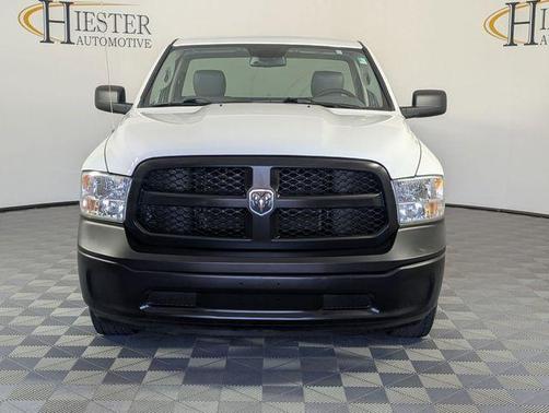 Bright White Clearcoat 2019 RAM 1500 Classic Tradesman