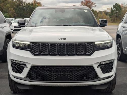 2025 Jeep Grand Cherokee Summit