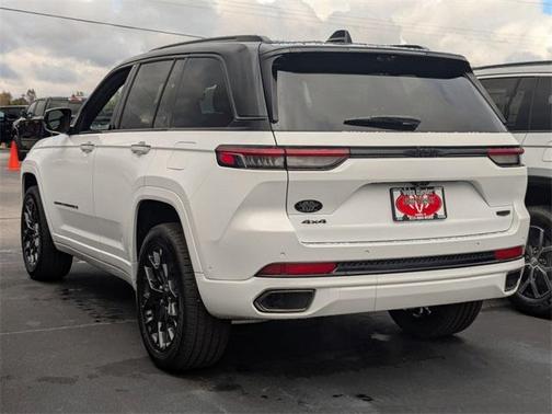 2025 Jeep Grand Cherokee Summit