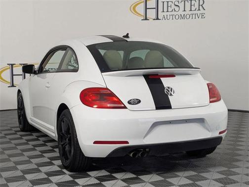 2016 Volkswagen Beetle 1.8T SE