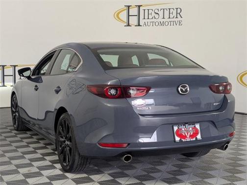 2022 Mazda Mazda3 Carbon Edition