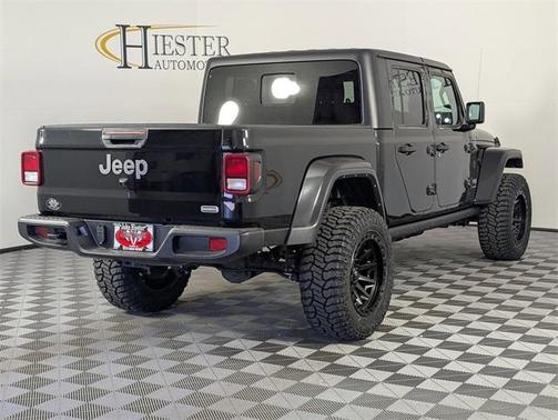 2023 Jeep Gladiator Overland