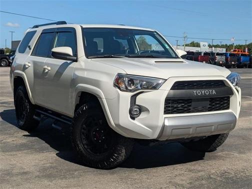 2022 Toyota 4Runner TRD Off Road