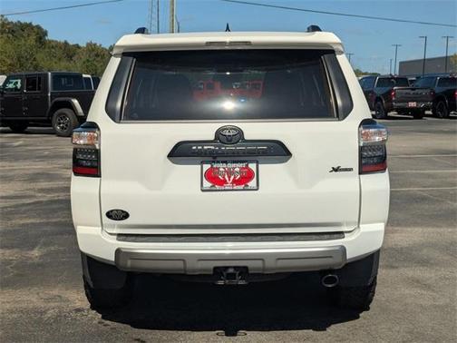2022 Toyota 4Runner TRD Off Road