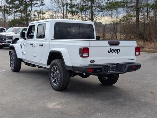 2026 Jeep Gladiator Sport