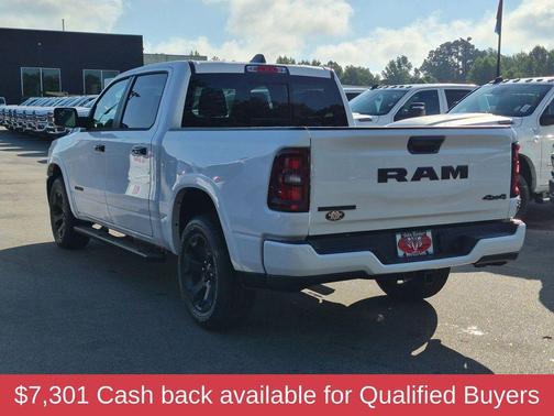 Bright White Clearcoat 2026 RAM 1500 Big Horn/Lone Star