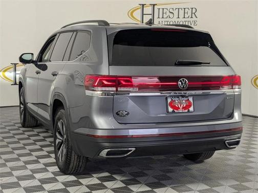 2025 Volkswagen Atlas 2.0T SE