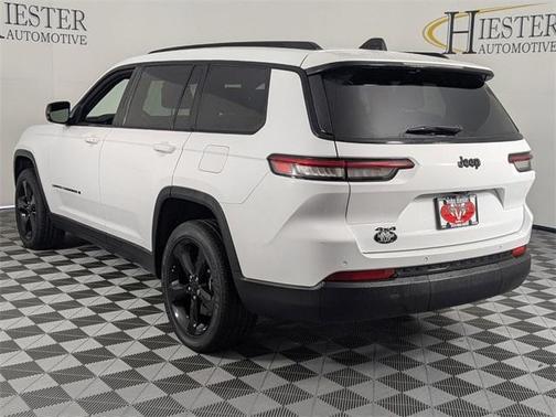 2023 Jeep Grand Cherokee L Laredo