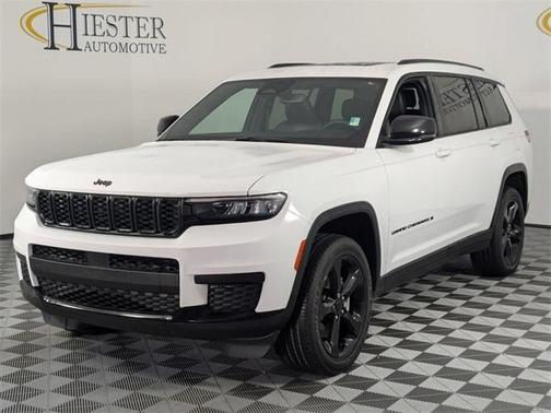 2023 Jeep Grand Cherokee L Laredo