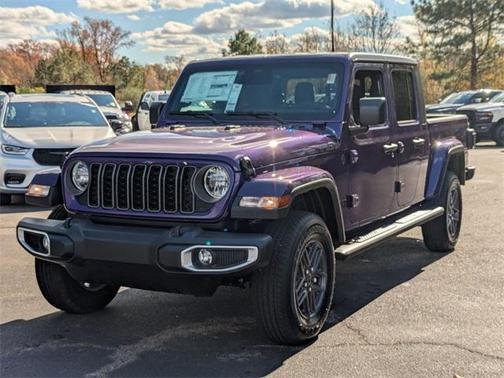 2026 Jeep Gladiator Sport