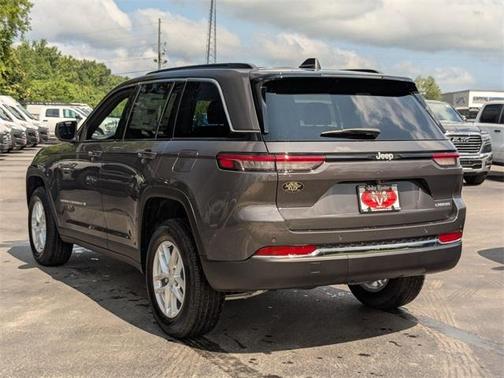 2025 Jeep Grand Cherokee Laredo X