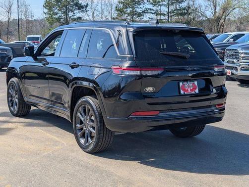 Diamond Black 2026 Jeep Grand Cherokee Limited