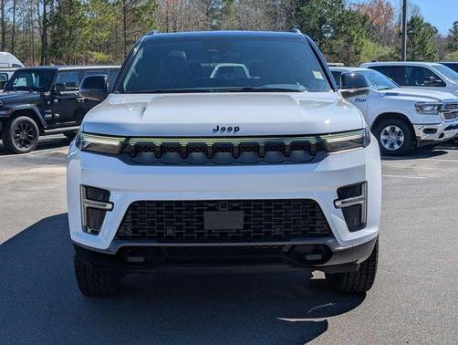 2026 Jeep Grand Wagoneer Base