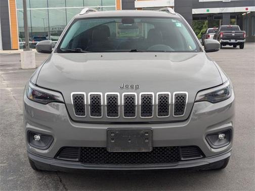 2019 Jeep Cherokee Latitude Plus