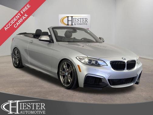 Glacier Silver Metallic 2017 BMW M240 i