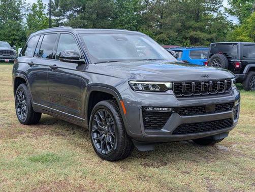 Metallic 2026 Jeep Grand Cherokee Summit
