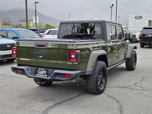 Sarge Green Clearcoat 2021 Jeep Gladiator Willys 4x4