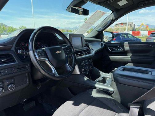White 2022 Chevrolet Suburban LS