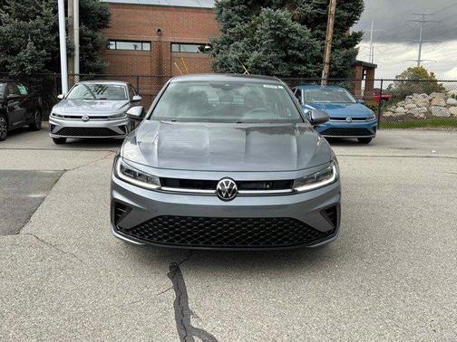 Platinum Gray 2026 Volkswagen Jetta 1.4T S