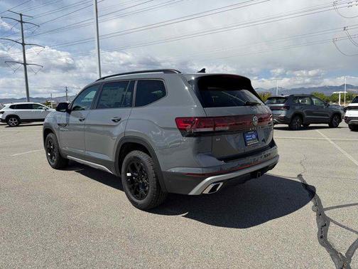 Gray 2026 Volkswagen Atlas 2.0T Peak Edition
