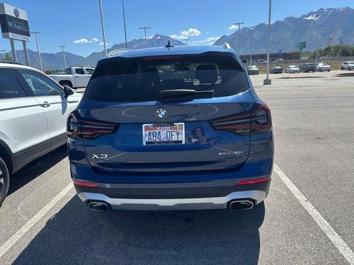 Phytonic Blue Metallic 2023 BMW X3 xDrive30i