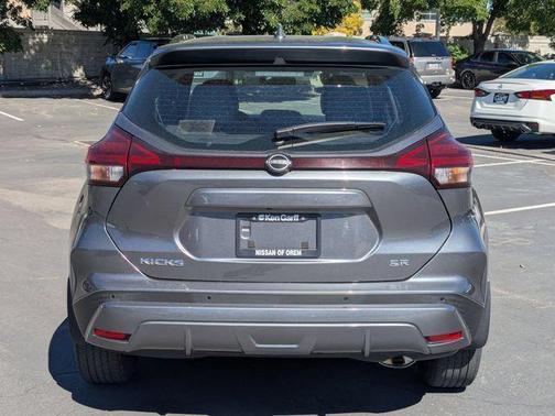 Gun Metallic 2023 Nissan Kicks SR
