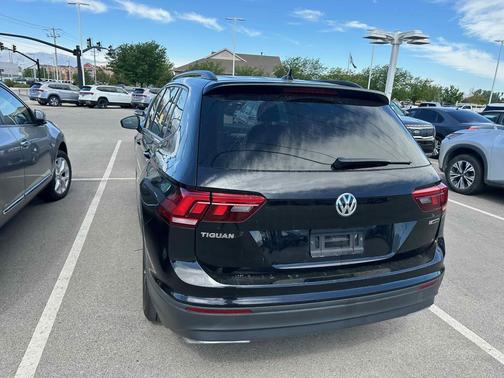 Deep Black 2021 Volkswagen Tiguan 2.0T S 4MOTION