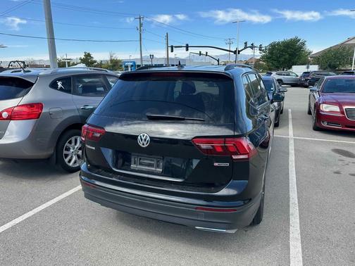 Deep Black 2021 Volkswagen Tiguan 2.0T S 4MOTION