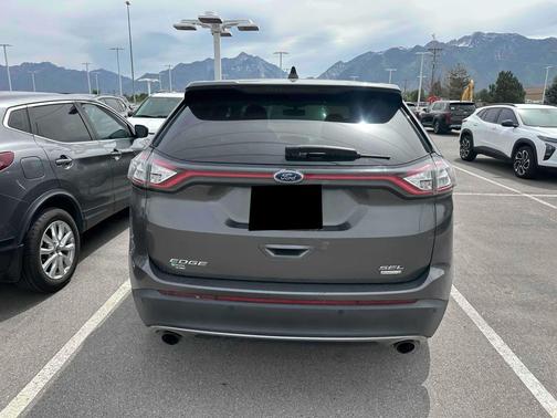 Magnetic 2017 Ford Edge SEL