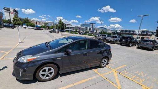 Winter Gray Metallic 2014 Toyota Prius Four