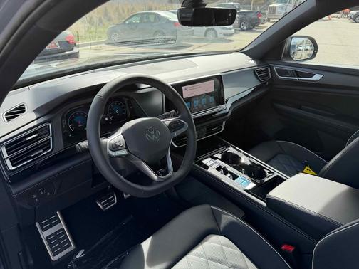 pure gray 2026 Volkswagen Atlas Cross Sport 2.0T SEL Premium