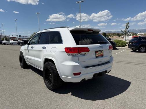 Bright White Clearcoat 2015 Jeep Grand Cherokee Overland