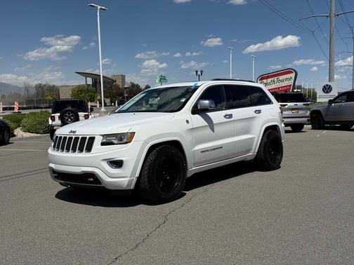 Bright White Clearcoat 2015 Jeep Grand Cherokee Overland