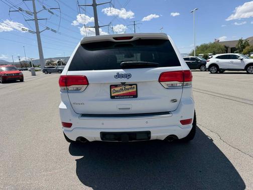 Bright White Clearcoat 2015 Jeep Grand Cherokee Overland