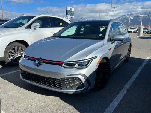 Reflex Silver Metallic 2022 Volkswagen Golf GTI 2.0T SE DSG