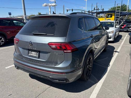 Platinum Gray Metallic 2023 Volkswagen Tiguan 2.0T SE R-Line Black 4MOTION