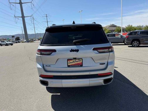 Silver Zynith 2023 Jeep Grand Cherokee L Summit Reserve