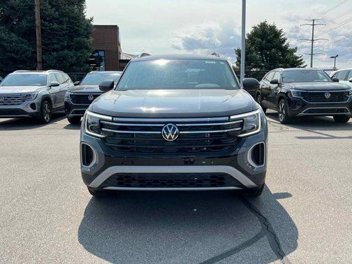 Gray 2026 Volkswagen Atlas 2.0T Peak Edition
