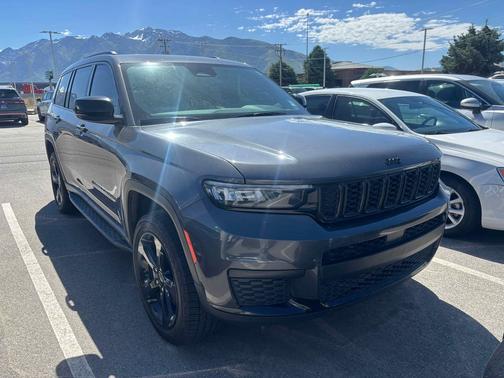 Baltic Gray Metallic Clearcoat 2021 Jeep Grand Cherokee L Altitude