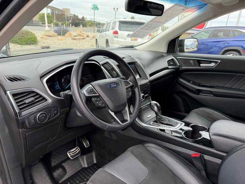 Black 2018 Ford Edge Sport