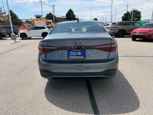 Platinum Gray 2026 Volkswagen Jetta 1.4T S